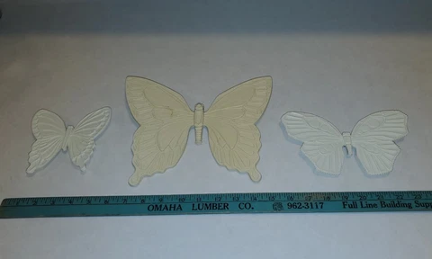 Syroco Vintage Yellow Butterfly Wall Hangings Plastic 1968 Set Of 3 Butterfles!! Cover