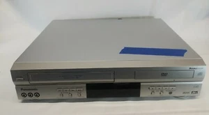 Combo de alta fidelidad de 4 cabezales Panasonic PV-D4734S VHS lateral funciona DVD no funciona como está - Imagen 1 de 6