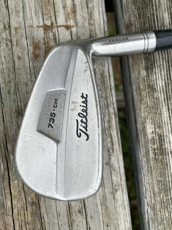 Titleist 735•CM Forged 8 Iron DG R300 Regular Flex Shaft Golf Pride M580 Grip - Image 1 of 4