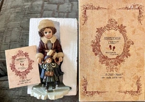 ¡NUEVO! Estatuilla numerada vals patinadores The Boyd’s Collection «YESTERDAY’S CHILD» - Imagen 1 de 5