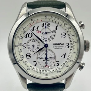 SEIKO SPC131P1 7T86 Cronografo Perpetuo Uomo Quarzo Tondo Argento W44mm Analogico - Foto 1 di 24