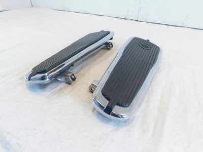 Harley Davidson Softail Deluxe Left & Right Floorboard Footboard Footrests - Image 1 of 4