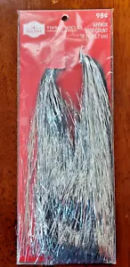 Christmas Tree Tinsel Icicles Silver 1000 Strands 18" Single Pack Holiday Time - Picture 1 of 5