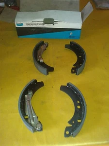 4x Bremsbacken hinten Golf 1 Polo Derby Scirocco 74-78 180x31mm - Bild 1 von 3