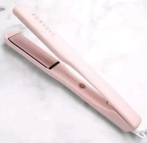 FoxyBae Blush Flat Iron - Ceramic Tourmaline Technology - Hair Straightener - Picture 1 of 2