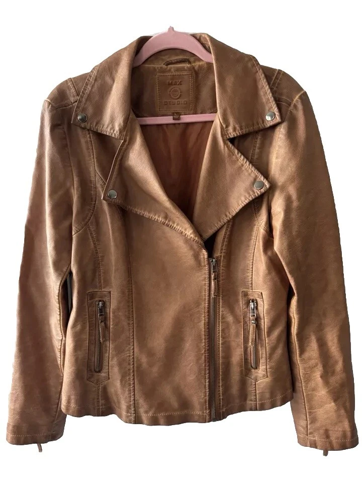 Max Studio 干邑棕色人造皮革摩托夹克,尺寸 L,二手状况完好 — 第 1/4 张图片
