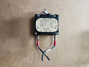 Baxter 01-1000V6-00052 BREAKER, CIRCUIT - 3AMP  Models: OV850/851 - Picture 1 of 1