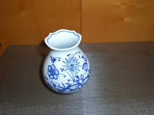 Vase  12 cm Romantika Zwiebelmuster  Triptis   Neu  38067 - Bild 1 von 2
