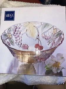 MIKASA CHABLIS SERVING BOWL - Picture 1 of 4