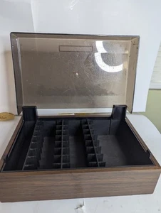 Organizador de almacenamiento de madera sintética manual vintage Atari/Commodore con tapa - Imagen 1 de 11