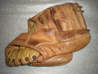 Guante de béisbol de colección RARO MACGREGOR BILL MAZEROSKI G119 HECHO EN EE. UU. 9,5" Foto 1 de 4