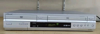 SONY SLV-D930 COMBO LETTORE DVD/VHS 6 TESTINE STEREO CON TELECOMANDO  - Immagine 1 di 4