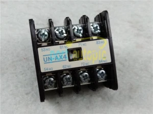 1PZ Blocco Contatti Ausiliari Mitsubishi UN-AX4 UN AX4 2a2b NUOVO - Foto 1 di 1