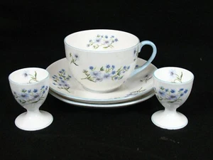 SHELLEY BLUE ROCK Oversized/Breakfast Cup & 2 Saucer 2 Egg Cups/Holders - Picture 1 of 7