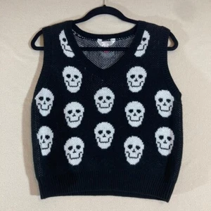 Skull Sweater Vest Sz Juniors Medium Black/White Cropped Spooky Halloween Witchy - Picture 1 of 8