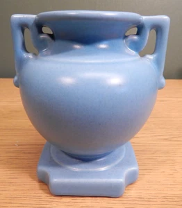 ART DECO VINTAGE DOUBLE HANDLE BLUE STANGL 4" VASE - Picture 1 of 6