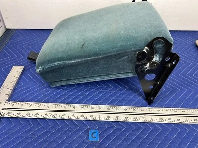 1984 - 1989 年沃尔沃 740 760 轿车蓝色布中心后座扶手原始设备制造商 #1536EM — 第 1/4 张图片