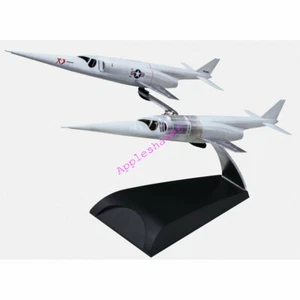 DRAGON WINGS 51028 1/144 Plastic Model DOUGLAS X-3 STILETTO Scale Ready - Picture 1 of 5