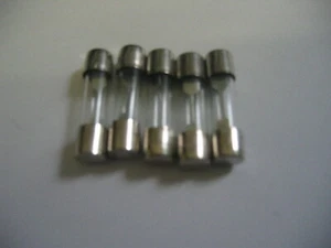 Nuevo Motocicleta Scooter 25 Amp Vidrio Fusible 25mm Largo (Paquete de 5) - Imagen 1 de 1