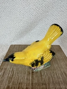 Vintage Stangl Pottery Bird/ Wilson’s Warbler Figurine MCM Model 3597 Signed. - Picture 1 of 8
