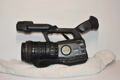 Canon XF305 ProHD Camcorder Kit|VERY LOW HRS (278)|WA-H82 Adapter,Bag & HDCards - Image 1 of 4