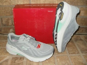 NEW SKECHERS MAX CUSHIONING ARCH FIT 2 RUNNING SHOE 128941 GRAY-MINT MSRP$99 - Picture 1 of 5