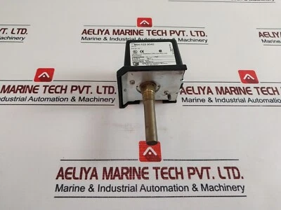 United Electric B54-103 9040 Temperature Controlling Switch 15A 480VAC - Image 1 of 4