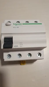 Diferencial 4 polos 40A 30mA AC ACTI9 ID K A9Z05440 - Schneider Electric - Imagen 1 de 1