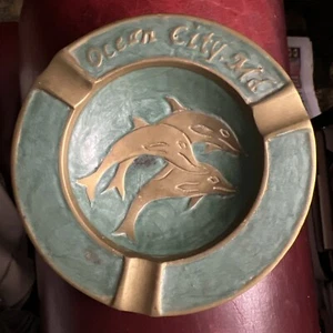 Vintage Ocean City, Maryland Brass Green Dolphins Ashtray Patina Souvenir - Picture 1 of 3