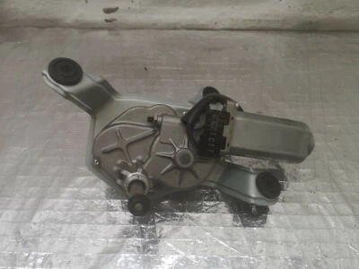 MOTOR DEL LIMPIAPARABRISAS TRASERO KIA SORENTO MK2 98700-2P500 2014 - Imagen 1 de 4