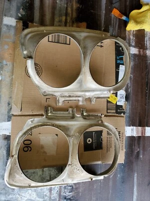 Anillos faros Plymouth Fury III Foto 1 de 2