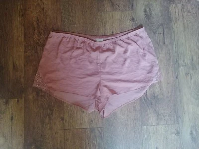 H&M dusty pink bed shorts size XL BNWOT - Image 1 of 4