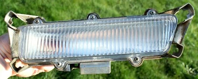 Ford LTD 1973 Country Squire conjunto de luces de esquina delantera derecha D3ab-15A205-A  Foto 1 de 4