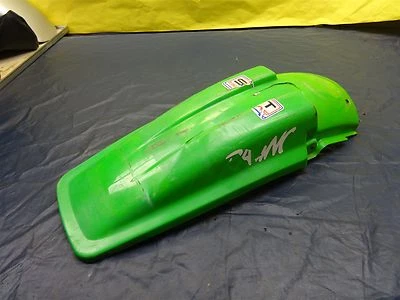 Guardabarros trasero Kawasaki KX500 KX 500 usado verde #350221217 PAS200+ Foto 1 de 4