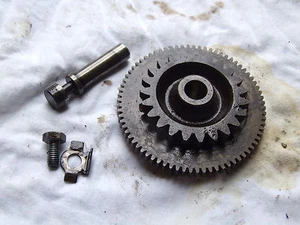 Honda CB550 550K 550F SOHC OHC starter motor transfer gears - Picture 1 of 1