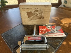 VTG TOWNSEND FISH SKINNER, DISHWASHER SAFE,INSTRUCTIONS,BOX EXCELLENT NOS! - Picture 1 of 12