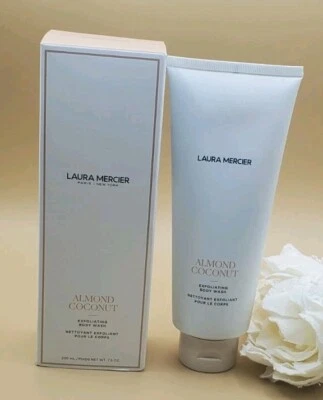 Jabón corporal exfoliante de coco almendras Laura Mercier 7,5 oz nuevo en caja  Foto 1 de 4