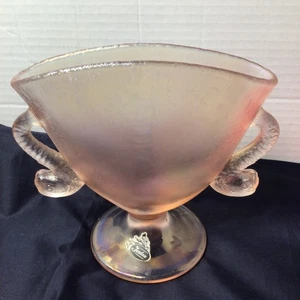 Vintage Fenton Akzente rosa irisierende Glas Fächer Vase mit Delfin Griffen - Bild 1 von 5