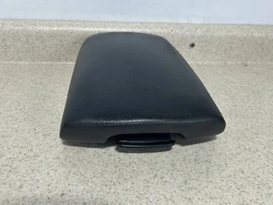 02-07 Jeep Liberty Armrest Center Console Lid Arm Rest Cover Black OEM - Bild 1 von 4