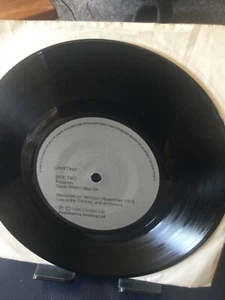 Omd - Introducing Radios Distance Fades Between Us + 2 - Picture 1 of 3