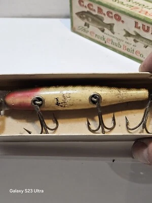 Señuelo de pesca pintado de madera vintage CCB Co GARRET, IND 9-7-20 HF12 con caja original Foto 1 de 4