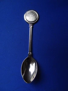 Vintage Souvenir Spoon of EDINBURGH Castle Scotland. - Picture 1 of 5