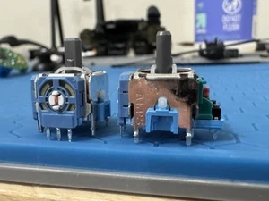 PS5 DualSense ALPS Replacement Joystick Pair - Picture 1 of 1