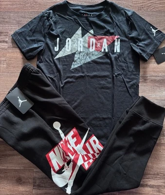 Nuevo con etiquetas Nike Air Jordan Niños YMD Negro/Rojo/Blanco Jogger Pantalones de Sudadera Conjunto Mediano Foto 1 de 4