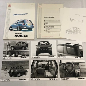 Toyota RAV4 World Premiere Press Kit Brochure with Photos - Picture 1 of 8