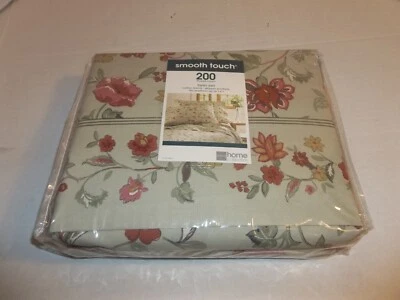 New JC Penney Home Collection Smooth Touch Twin Sheet Set Floral Green Lisbeth - Image 1 of 2