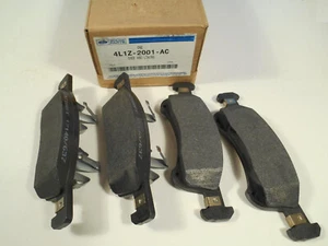 Ford OEM Brake Shoe & Lining Kit 4L1Z-2001-AC - Bild 1 von 4