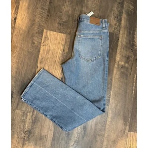 Madewell 90's Straight Leg Jeans distressed Hem Light Wash Denim - Picture 1 of 15
