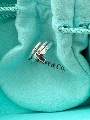 Tiffany T квадратный надежном кольцо из чистого серебра - Изображение 1 из 4