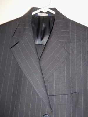 (SA106) Как новый Brooks Brothers ЛЕГКАЯ ХРУСТЯЩАЯ ШЕРСТЬ ТЕМНО-СИНЯЯ ПОЛОСА МЕЛА 3Btn. КОСТЮМ - 39S - Изображение 1 из 4